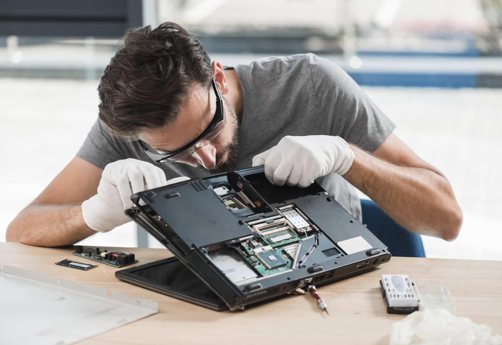  Electurnyuz  Laptop Repair Excellence